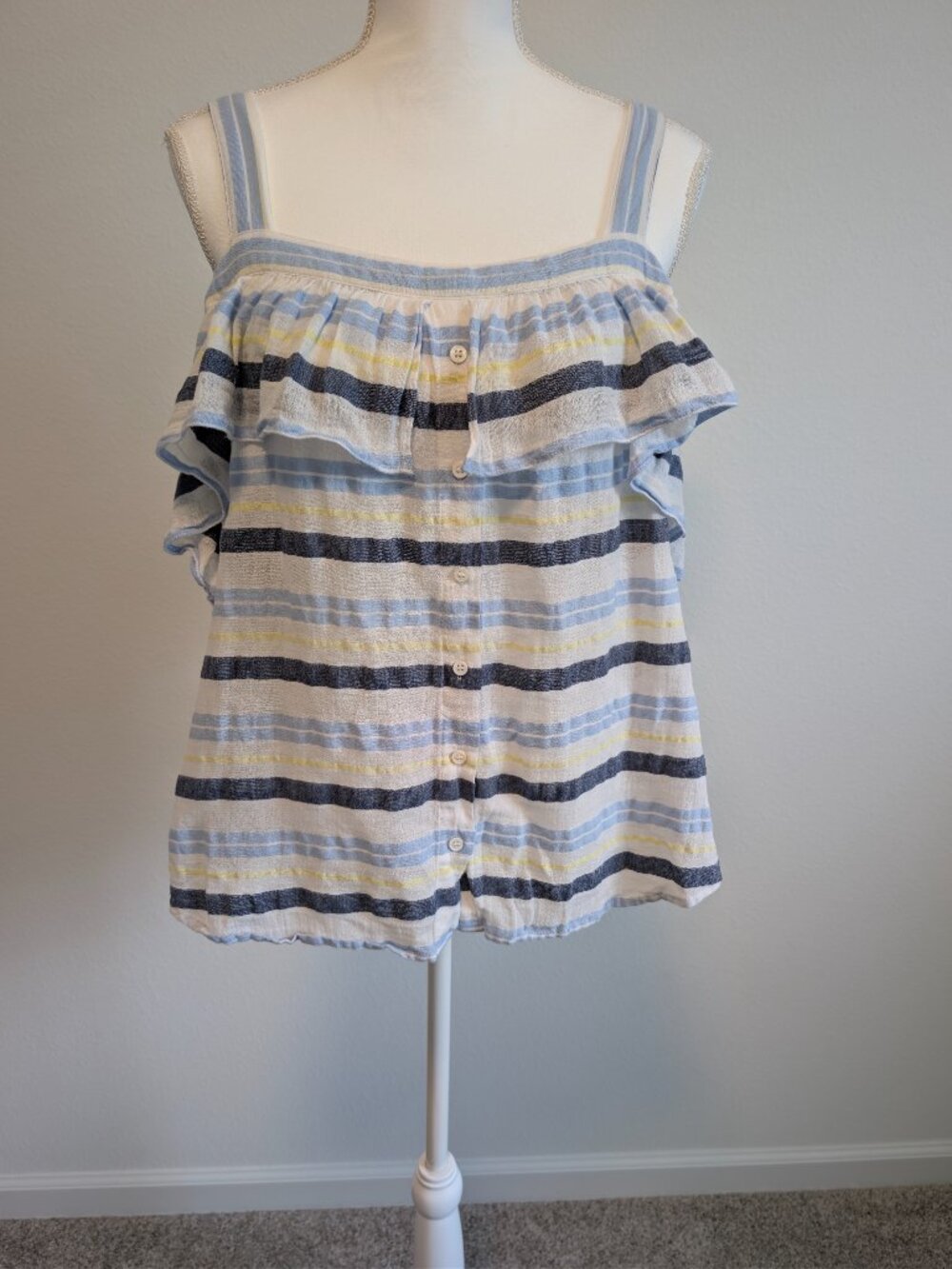 Vince Camuto Striped Button Front Ruffle Camisole Blouse Blue White Large